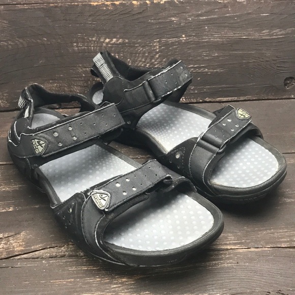 nike straprunner sandals